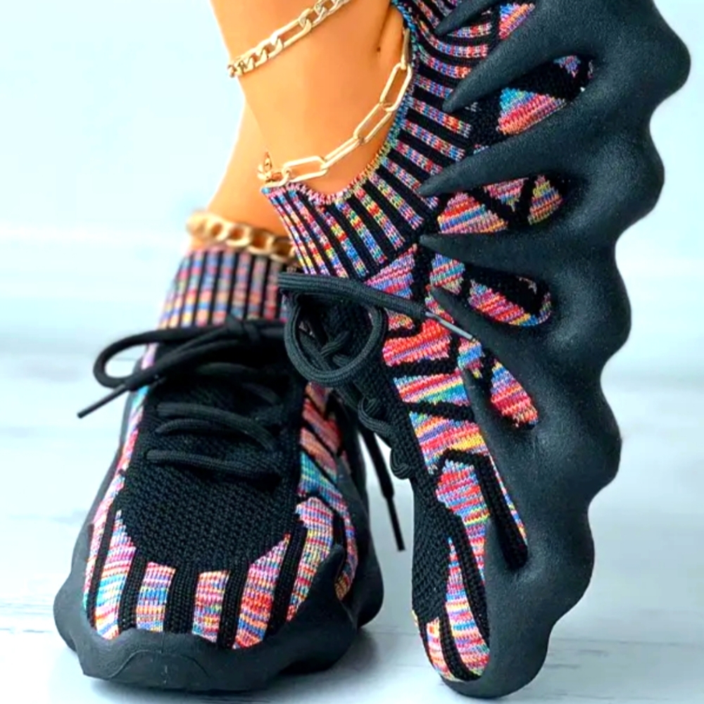 NEW Colorblock Knit Breathable Muffin Sneakers, Size 7